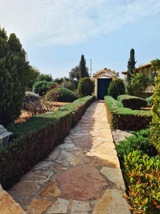 Guesthouse Petrothalassa Porto Heli Ngoại thất bức ảnh
